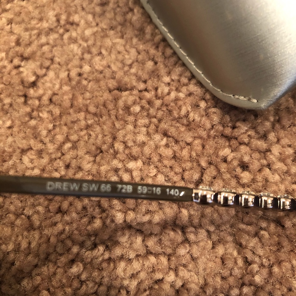 ‼️SOLD‼️Swarovski sunglasses with crystals NWOT - Picture 3 of 9